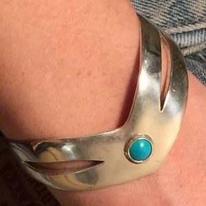 Navajo Sterling Silver Turquoise Cuff bracelet